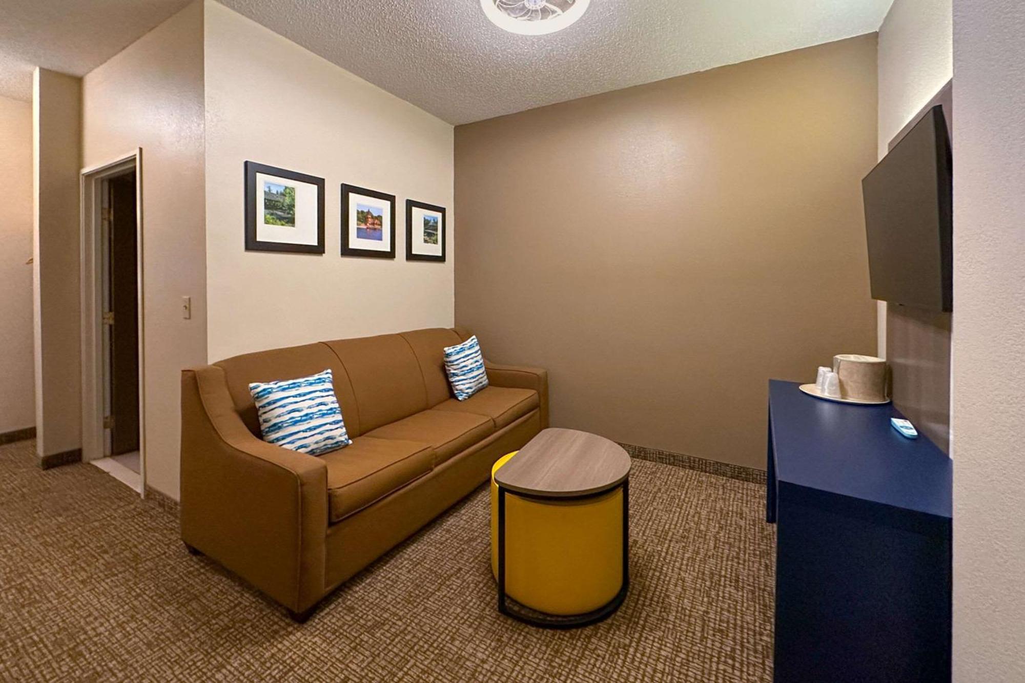 Comfort Inn & Suites Geneva- West Chicago Zewnętrze zdjęcie