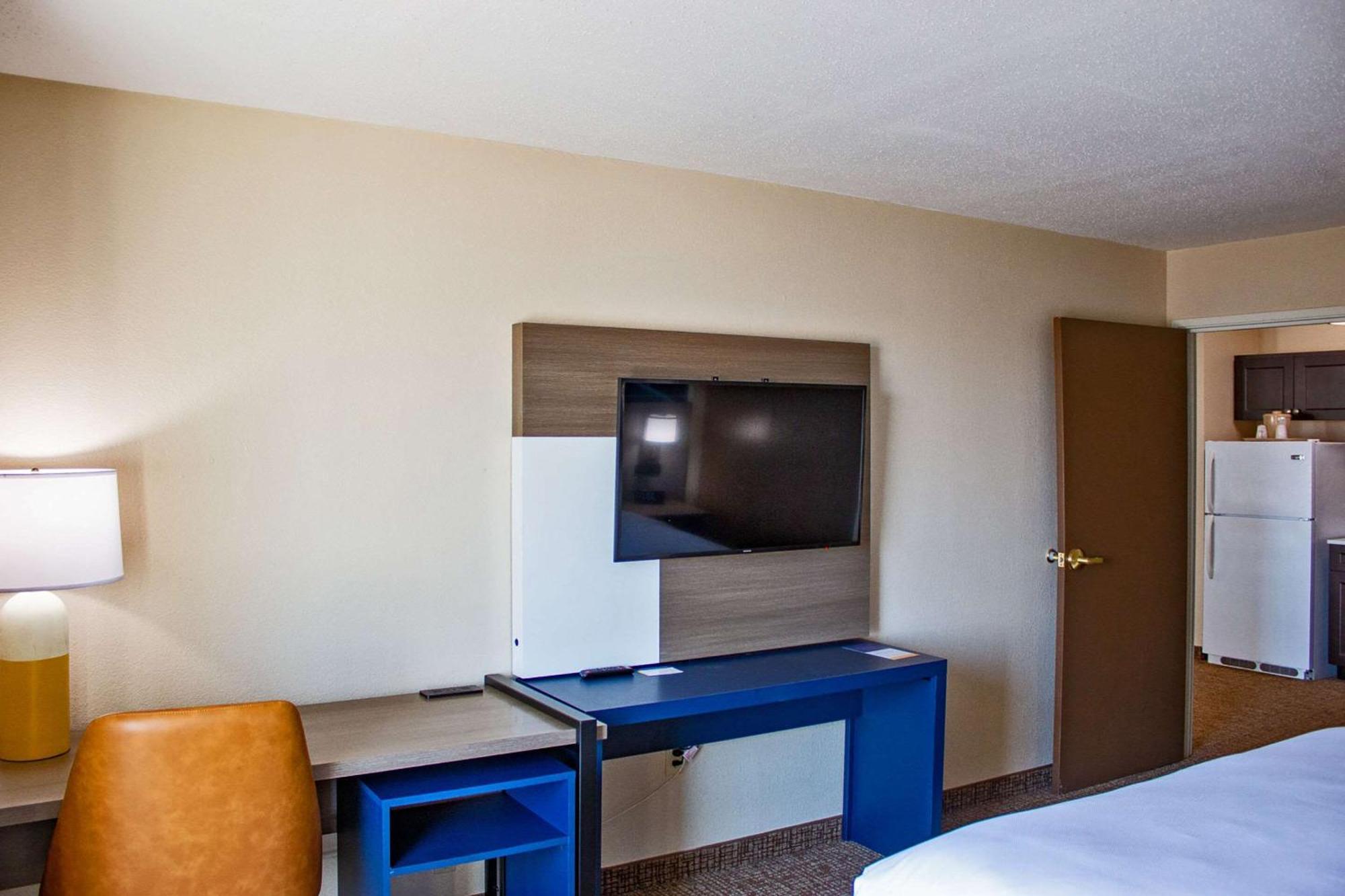 Comfort Inn & Suites Geneva- West Chicago Zewnętrze zdjęcie