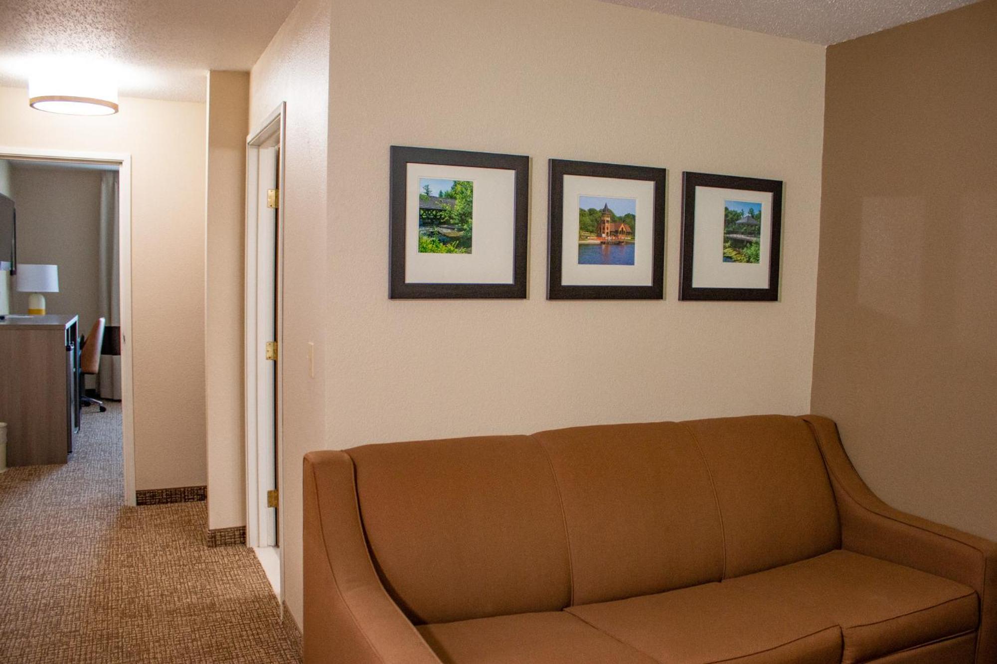 Comfort Inn & Suites Geneva- West Chicago Zewnętrze zdjęcie